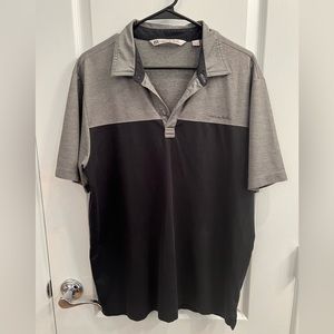 Travis Mathew Polo Shirt Men’s Size Large Gray Black Golf Short Sleeve